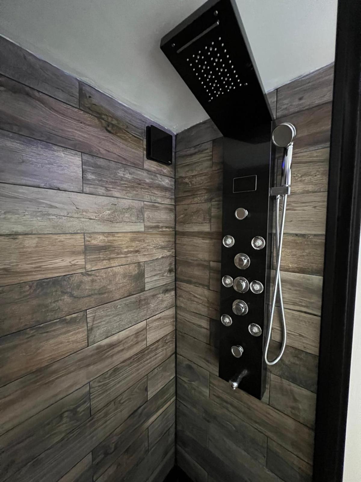 Maple Tree Chambre D'Hotes Darnac Ngoại thất bức ảnh